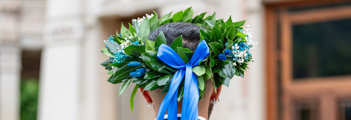 Corona Di Alloro Vero Naturale Per Laurea Unisex, Nastro Colorato In 11 Tonalità, Regolabile Da 50 A 60 Cm, Artigianale, Perfetta Per Cerimonia E Foto Ricordo
