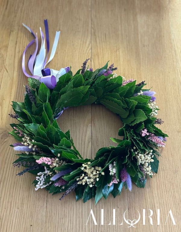 Corona di Alloro per Laurea con Lagurus Lilla e Phalaris viola, Lavanda, Erica e Velo da sposa