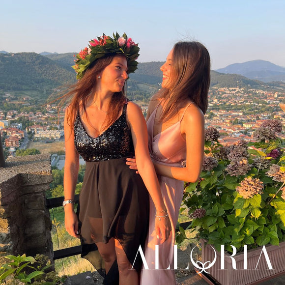 Come abbinare la corona all'outfit di laurea?