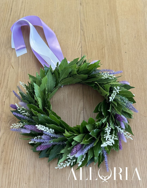 Corona di Alloro per Laurea con Erica bianca, Lagurus lilla e Phalaris viola, Lavanda - alloria